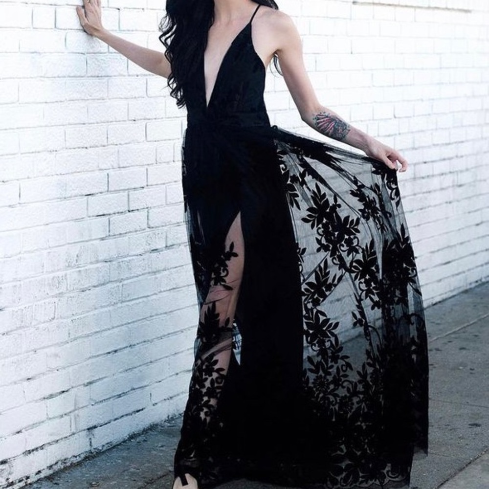 Bete Noire Goth Vampire Black Evening Dress Lace Long Slit Gown L